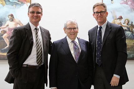 NIAMS director Dr. Stephen Katz Katz, Sullivan and Gillies