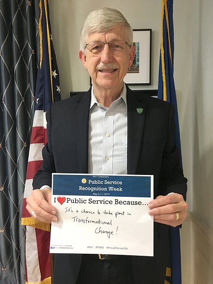 Collins displays his PSRW pledge Collins holds his Public Service Recognition Week pledge.